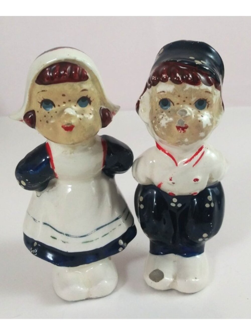 Vintage Kissing Dutch Girl & Boy Ceramic Salt & Pepper Shakers Japan